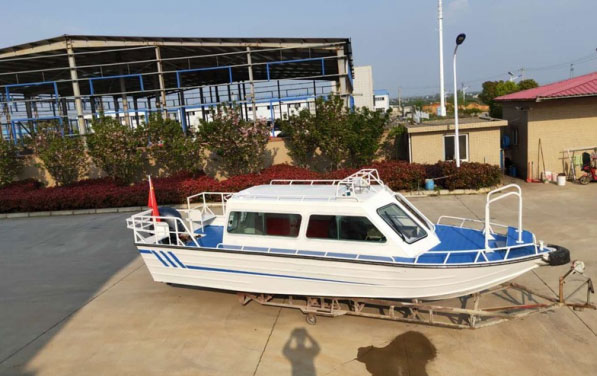 TZN700全棚铝合金公务艇